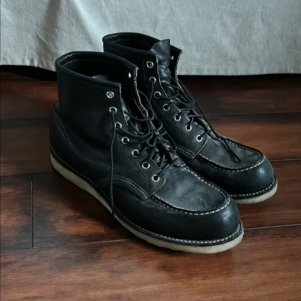 Redwing Men's Black Leather Boots